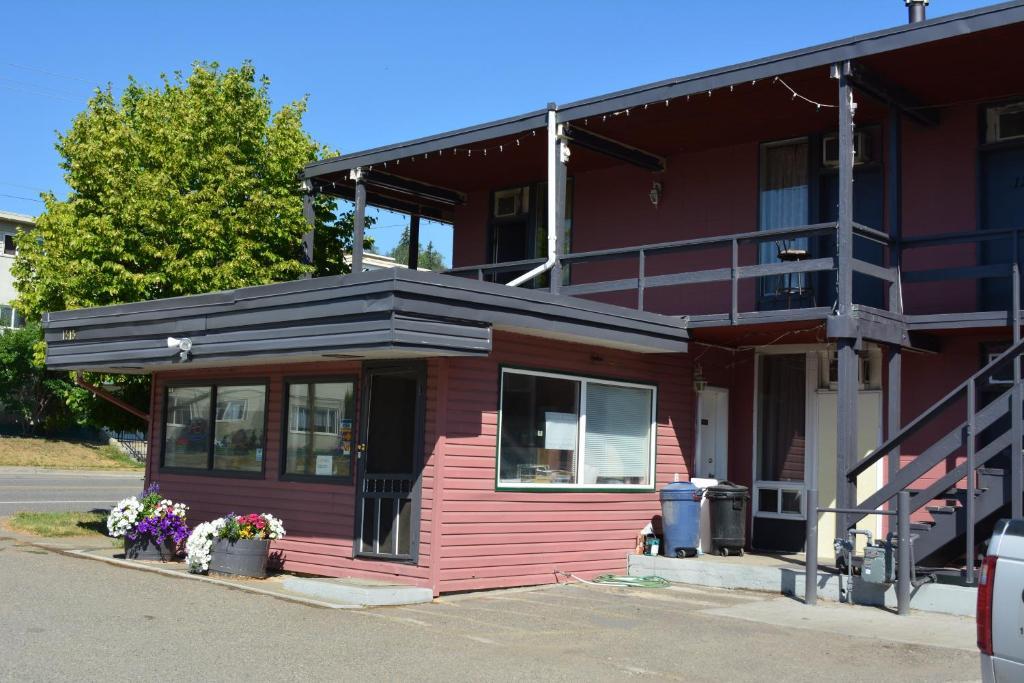 Queensway Court Motel Prince George Bagian luar foto